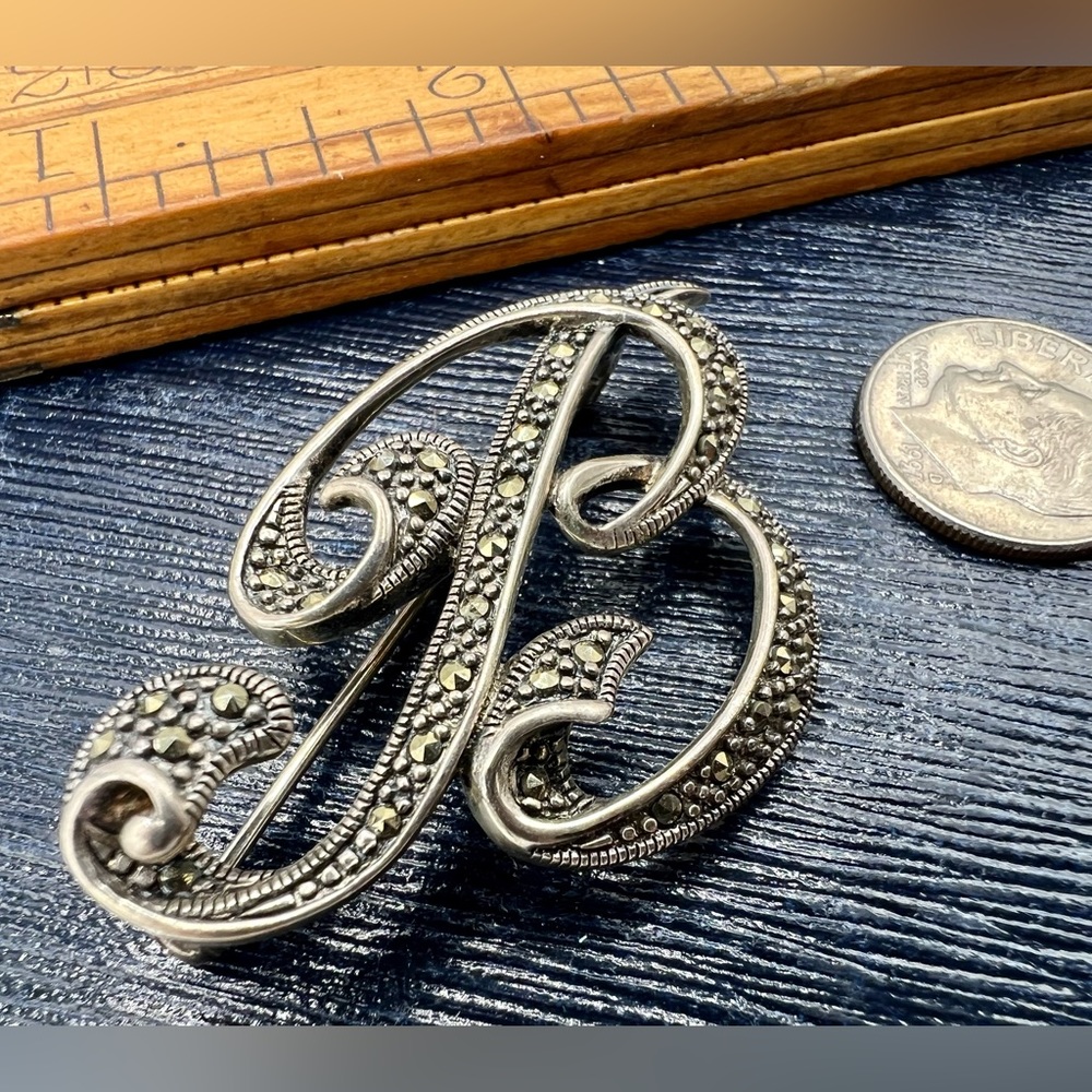 Vintage 925 silver & marcasite monogram letter B large brooch pin - Picture 2 of 8